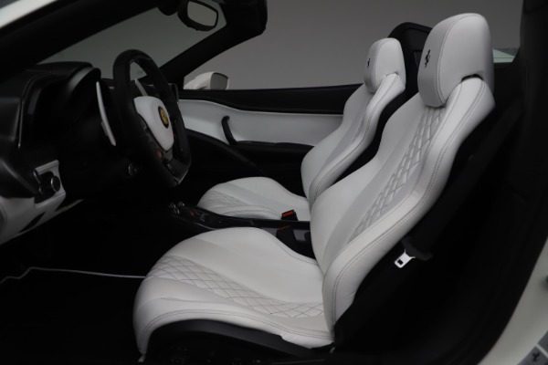 Used 2015 Ferrari 458 Spider for sale Sold at Bugatti of Greenwich in Greenwich CT 06830 18