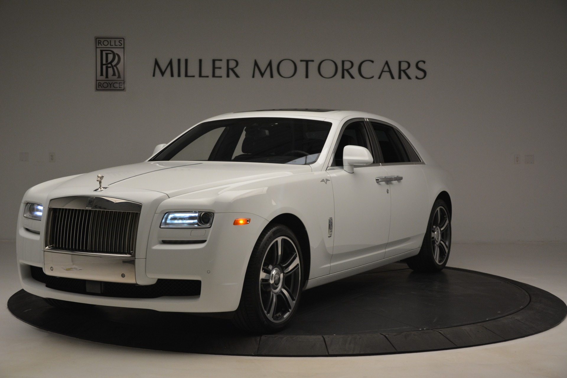 Used 2014 Rolls-Royce Ghost V-Spec for sale Sold at Bugatti of Greenwich in Greenwich CT 06830 1