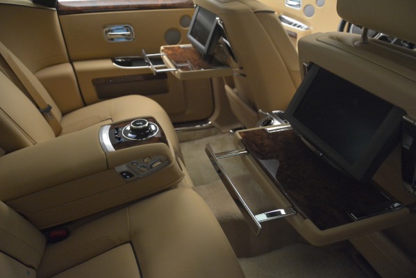 Used 2014 Rolls-Royce Ghost for sale Sold at Bugatti of Greenwich in Greenwich CT 06830 22