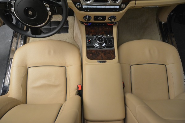 Used 2014 Rolls-Royce Ghost for sale Sold at Bugatti of Greenwich in Greenwich CT 06830 27