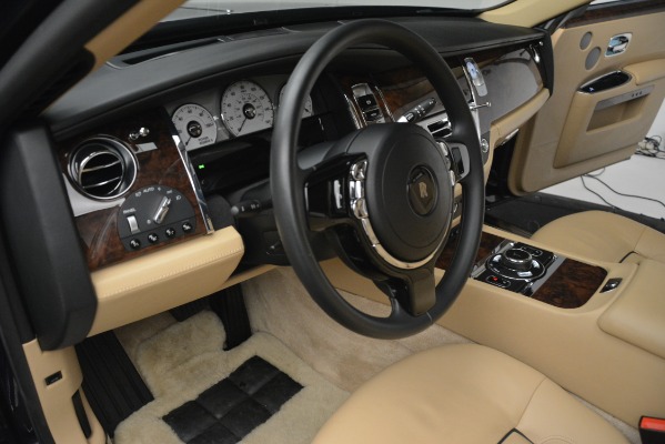 Used 2014 Rolls-Royce Ghost for sale Sold at Bugatti of Greenwich in Greenwich CT 06830 28