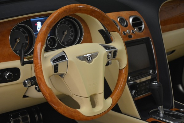 Used 2015 Bentley Flying Spur V8 for sale Sold at Bugatti of Greenwich in Greenwich CT 06830 19