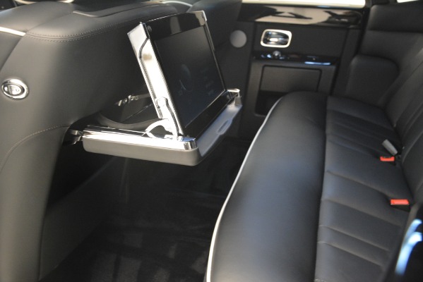 Used 2014 Rolls-Royce Phantom for sale Sold at Bugatti of Greenwich in Greenwich CT 06830 20