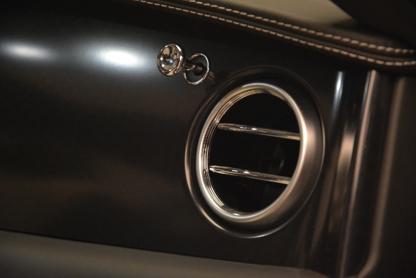 Used 2018 Bentley Flying Spur W12 S for sale $134,900 at Bugatti of Greenwich in Greenwich CT 06830 23