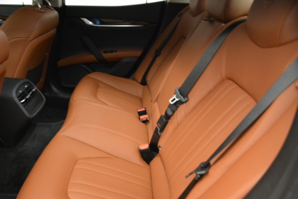 Used 2019 Maserati Ghibli S Q4 for sale Sold at Bugatti of Greenwich in Greenwich CT 06830 17