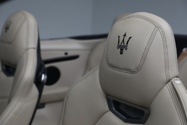 New 2019 Maserati GranTurismo Sport Convertible for sale Sold at Bugatti of Greenwich in Greenwich CT 06830 25