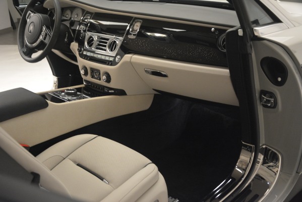 Used 2016 Rolls-Royce Wraith for sale $205,900 at Bugatti of Greenwich in Greenwich CT 06830 22
