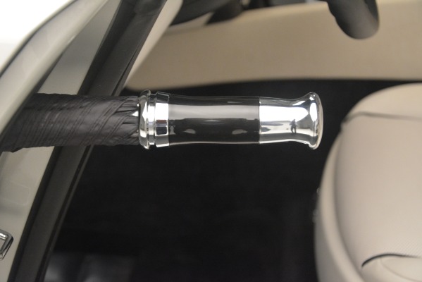 Used 2016 Rolls-Royce Wraith for sale $205,900 at Bugatti of Greenwich in Greenwich CT 06830 27