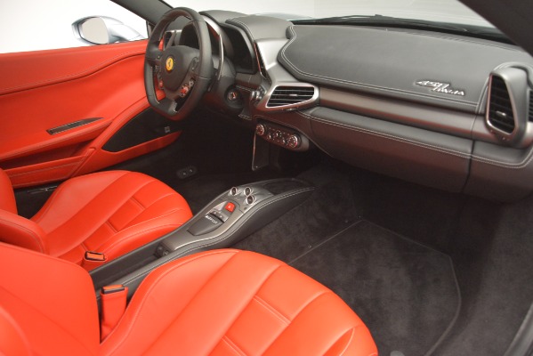 Used 2015 Ferrari 458 Italia for sale Sold at Bugatti of Greenwich in Greenwich CT 06830 17