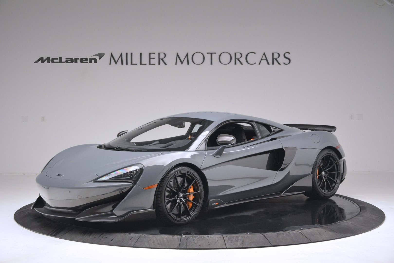 Used 2019 McLaren 600LT for sale $249,990 at Bugatti of Greenwich in Greenwich CT 06830 1