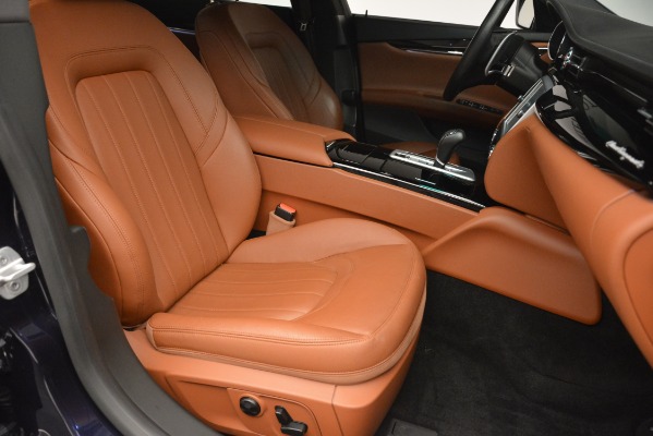Used 2015 Maserati Quattroporte S Q4 for sale Sold at Bugatti of Greenwich in Greenwich CT 06830 24