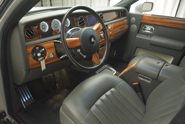 Used 2007 Rolls-Royce Phantom for sale Sold at Bugatti of Greenwich in Greenwich CT 06830 16