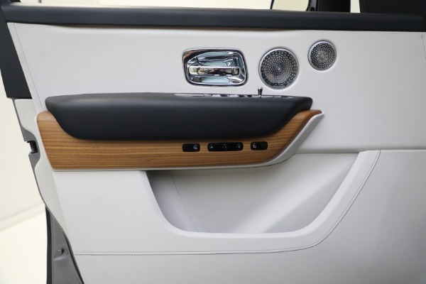 New 2019 Rolls-Royce Cullinan for sale Sold at Bugatti of Greenwich in Greenwich CT 06830 18