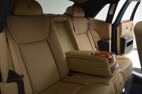 Used 2015 Rolls-Royce Ghost for sale Sold at Bugatti of Greenwich in Greenwich CT 06830 19