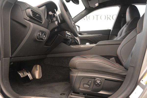 New 2019 Maserati Levante SQ4 GranSport Nerissimo for sale Sold at Bugatti of Greenwich in Greenwich CT 06830 14