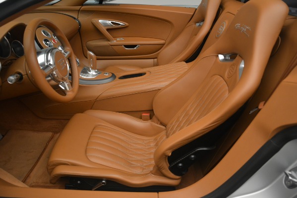 Used 2010 Bugatti Veyron 16.4 Grand Sport for sale $1,900,000 at Bugatti of Greenwich in Greenwich CT 06830 24