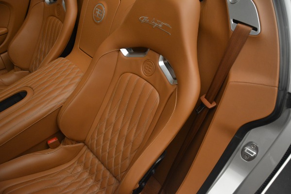 Used 2010 Bugatti Veyron 16.4 Grand Sport for sale $1,900,000 at Bugatti of Greenwich in Greenwich CT 06830 26