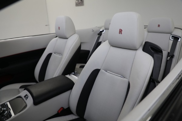 Used 2019 Rolls-Royce Dawn for sale $369,900 at Bugatti of Greenwich in Greenwich CT 06830 19