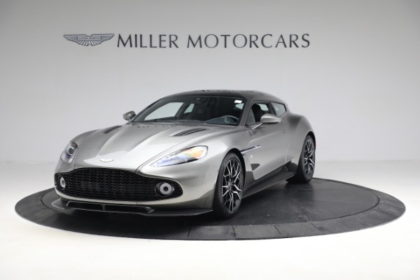 Used 2019 Aston Martin Vanquish Zagato Shooting Brake for sale $699,900 at Bugatti of Greenwich in Greenwich CT 06830 12