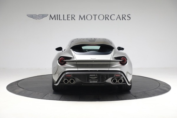 Used 2019 Aston Martin Vanquish Zagato Shooting Brake for sale $699,900 at Bugatti of Greenwich in Greenwich CT 06830 5