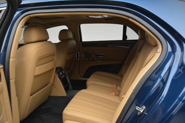 Used 2016 Bentley Flying Spur V8 for sale $93,900 at Bugatti of Greenwich in Greenwich CT 06830 21