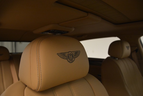 Used 2016 Bentley Flying Spur V8 for sale $93,900 at Bugatti of Greenwich in Greenwich CT 06830 24