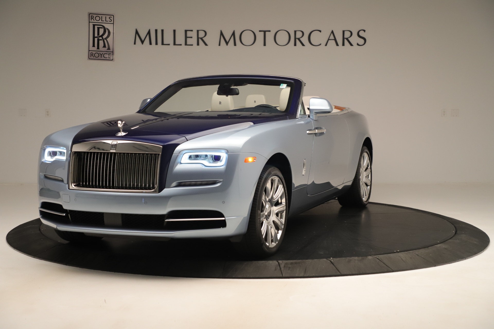 Used 2016 Rolls-Royce Dawn for sale Sold at Bugatti of Greenwich in Greenwich CT 06830 1