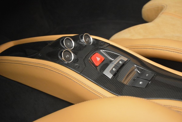 Used 2013 Ferrari 458 Spider for sale Sold at Bugatti of Greenwich in Greenwich CT 06830 24