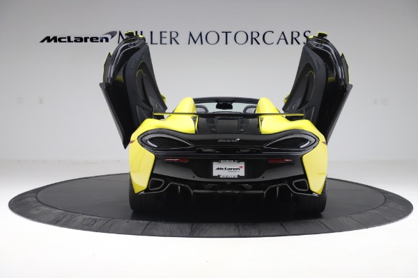 Used 2019 McLaren 570S Spider for sale $224,900 at Bugatti of Greenwich in Greenwich CT 06830 20