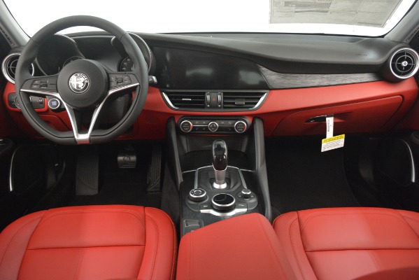 New 2019 Alfa Romeo Giulia Q4 for sale Sold at Bugatti of Greenwich in Greenwich CT 06830 16