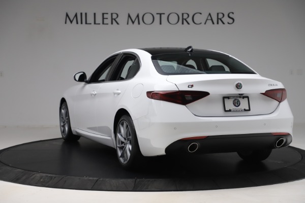 New 2019 Alfa Romeo Giulia Q4 for sale Sold at Bugatti of Greenwich in Greenwich CT 06830 5