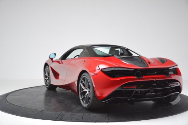 Used 0 for sale Sold at Bugatti of Greenwich in Greenwich CT 06830 18