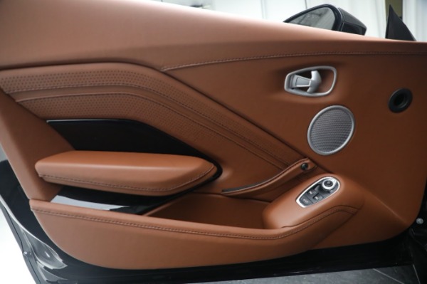 New 2020 Aston Martin Vantage Coupe for sale Sold at Bugatti of Greenwich in Greenwich CT 06830 17