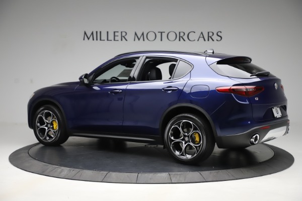 New 2019 Alfa Romeo Stelvio Ti Sport Q4 for sale Sold at Bugatti of Greenwich in Greenwich CT 06830 4