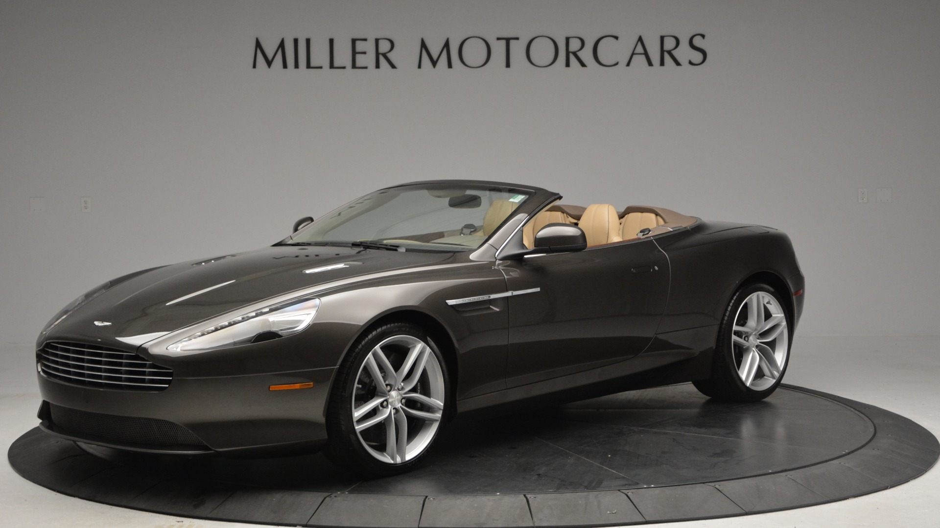 Used 2012 Aston Martin Virage Convertible for sale Sold at Bugatti of Greenwich in Greenwich CT 06830 1