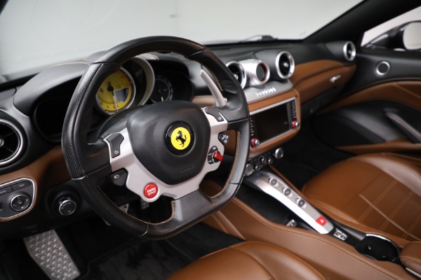 Used 2015 Ferrari California T for sale Sold at Bugatti of Greenwich in Greenwich CT 06830 21