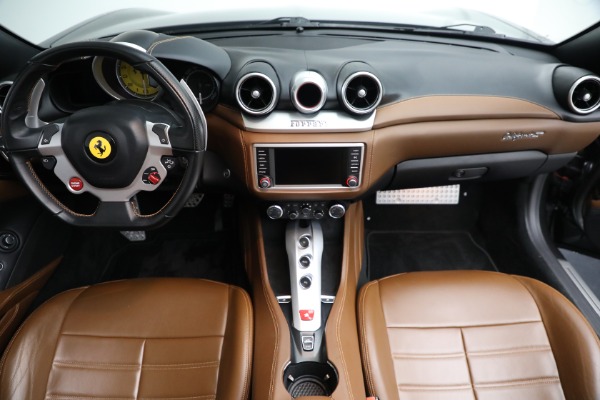 Used 2015 Ferrari California T for sale Sold at Bugatti of Greenwich in Greenwich CT 06830 25