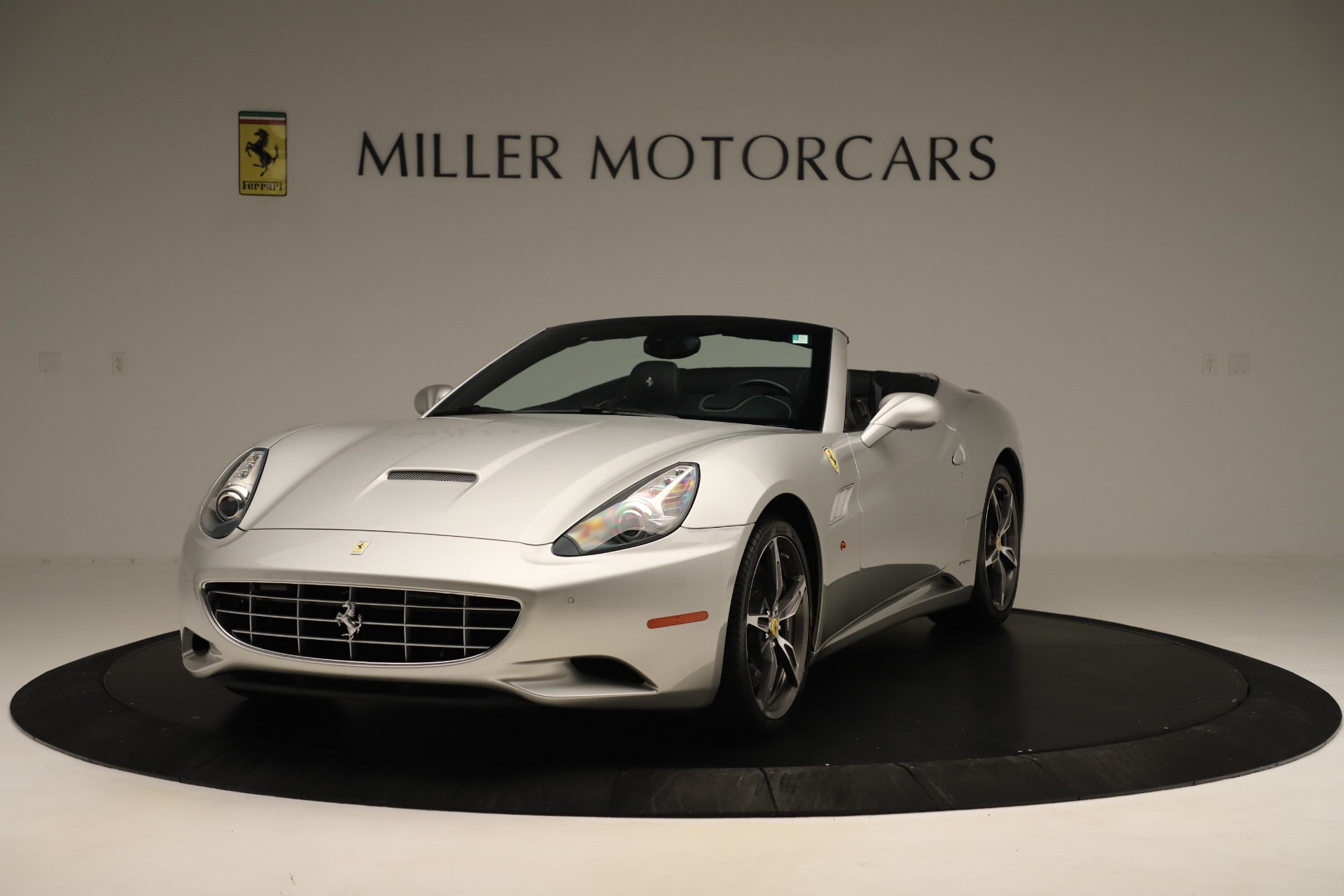 Used 2014 Ferrari California 30 for sale Sold at Bugatti of Greenwich in Greenwich CT 06830 1