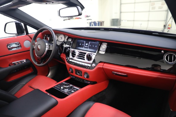 Used 2019 Rolls-Royce Dawn for sale $329,900 at Bugatti of Greenwich in Greenwich CT 06830 26
