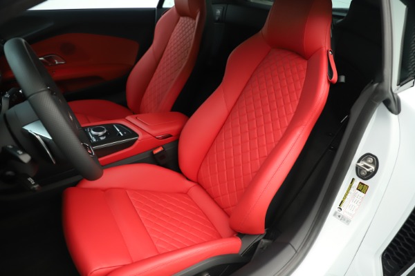 Used 2018 Audi R8 5.2 quattro V10 Plus for sale Sold at Bugatti of Greenwich in Greenwich CT 06830 16