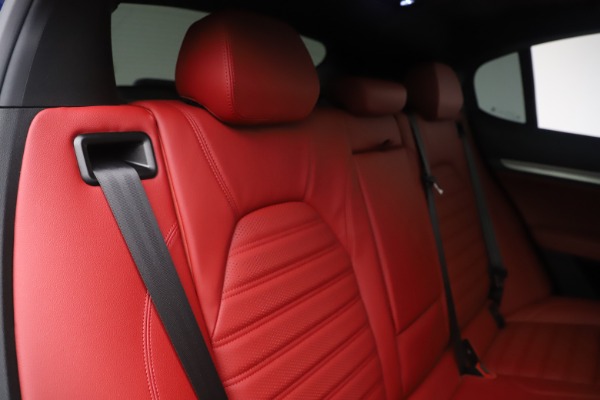 New 2019 Alfa Romeo Stelvio Ti Sport Q4 for sale Sold at Bugatti of Greenwich in Greenwich CT 06830 26