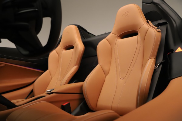 New 2020 McLaren 720S Spider for sale Sold at Bugatti of Greenwich in Greenwich CT 06830 16