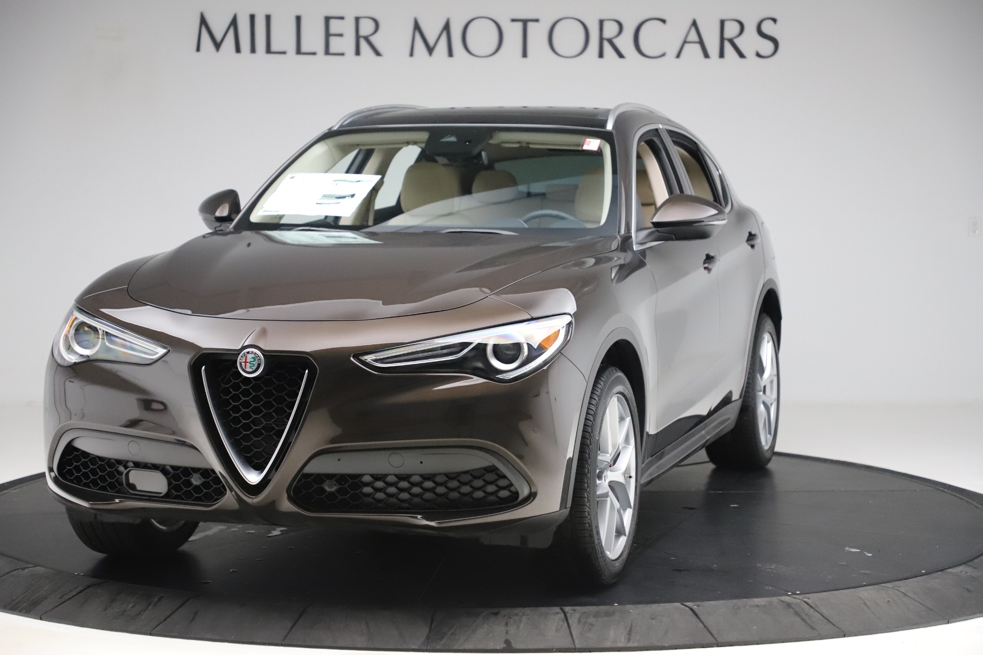 New 2019 Alfa Romeo Stelvio Ti Lusso Q4 for sale Sold at Bugatti of Greenwich in Greenwich CT 06830 1