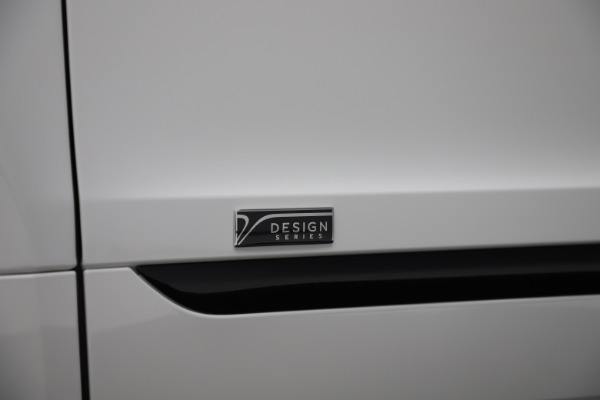 Used 2020 Bentley Bentayga V8 Design Edition for sale $179,900 at Bugatti of Greenwich in Greenwich CT 06830 16