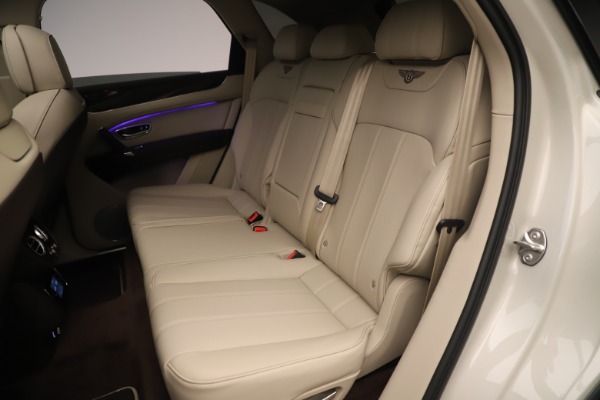 Used 2020 Bentley Bentayga V8 for sale $158,900 at Bugatti of Greenwich in Greenwich CT 06830 22