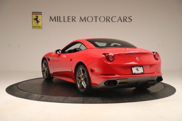 Used 2016 Ferrari California T for sale Sold at Bugatti of Greenwich in Greenwich CT 06830 15