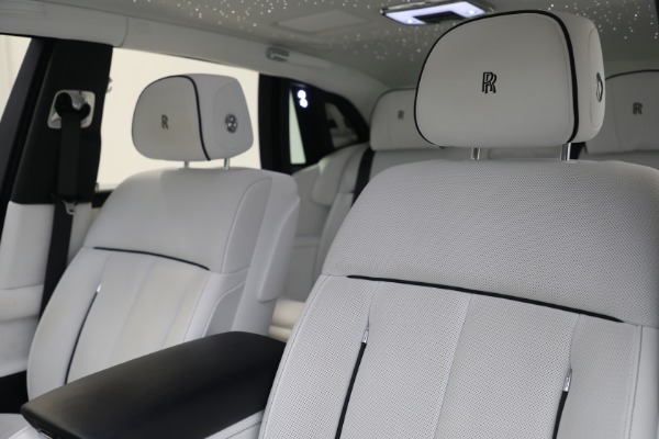 Used 2020 Rolls-Royce Phantom for sale $429,900 at Bugatti of Greenwich in Greenwich CT 06830 17