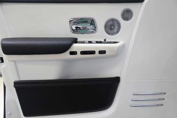 New 2020 Rolls-Royce Phantom for sale $545,200 at Bugatti of Greenwich in Greenwich CT 06830 21