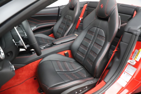 Used 2017 Ferrari California T for sale Sold at Bugatti of Greenwich in Greenwich CT 06830 21