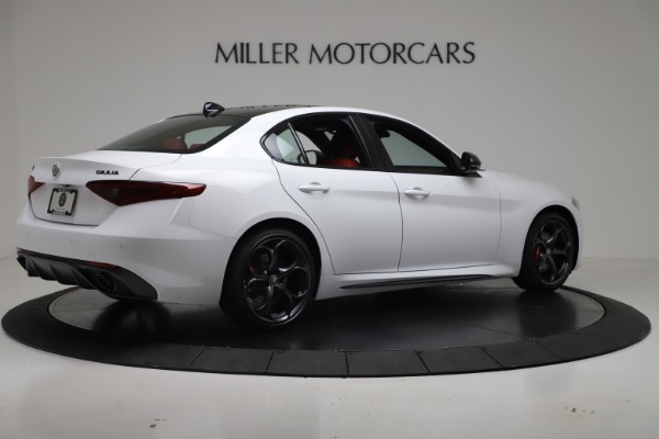 New 2019 Alfa Romeo Giulia Ti Sport Carbon Q4 for sale Sold at Bugatti of Greenwich in Greenwich CT 06830 8